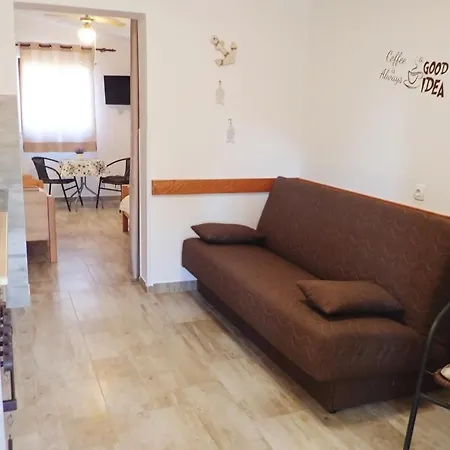 Apartment With Parking Space Starigrad, Paklenica - 25527 Starigrad Paklenica